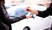 Vender un carro viejo en California requiere tener los documentos necesarios y preparar el vehículo.