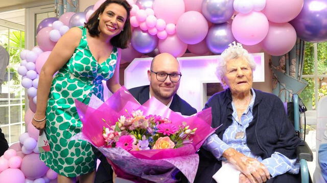 El año pasado, Ethel celebró sus 115 años. El año pasado, Ethel celebró sus 115 años.
