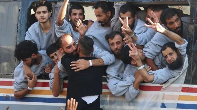  Rehenes israelíes liberados con vida por Hamás. Fuente: Vatican News   