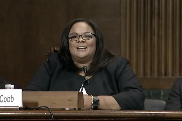 La juez Jia Cobb pone una nueva traba a Trump en temas migratorios. La juez Jia Cobb pone una nueva traba a Trump en temas migratorios.