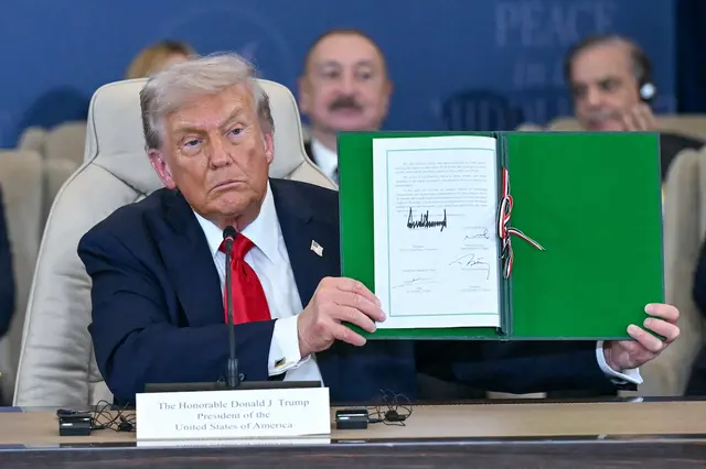  Firma del plan de alto al fuego de Donald Trump. Fuente: AFP   