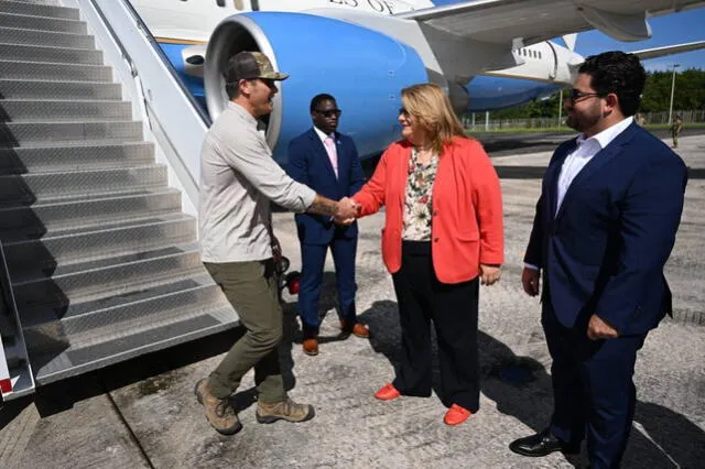 Jenniffer González recibió a Pete Hegseth en Puerto Rico.