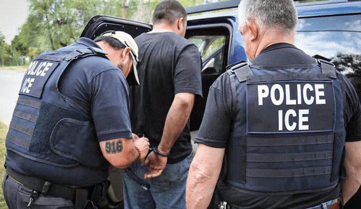 ICE detuvo a más de 100.000 inmigrantes en Estados Unidos durante los primeros 5 meses de 2025. ICE detuvo a más de 100.000 inmigrantes en Estados Unidos durante los primeros 5 meses de 2025.