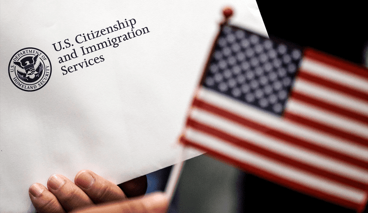 USCIS detalla los requisitos necesarios para obtener la ciudadanía americana en Estados Unidos.