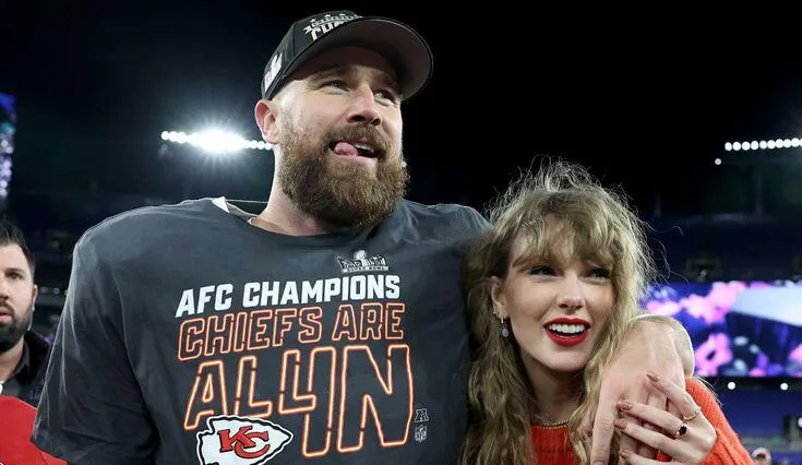 Taylor Swift Y Travis Kelce anunciaron su compromiso a través de redes sociales. Taylor Swift Y Travis Kelce anunciaron su compromiso a través de redes sociales.