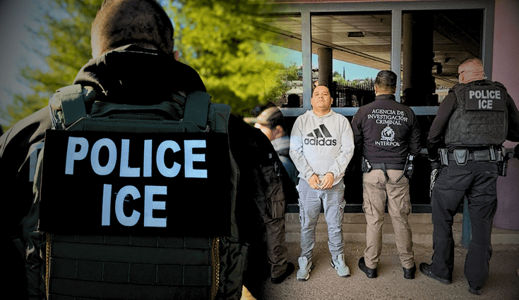ICE deporta a inmigrantes indocumentados de México por feminicidio en Puebla. ICE deporta a inmigrantes indocumentados de México por feminicidio en Puebla.