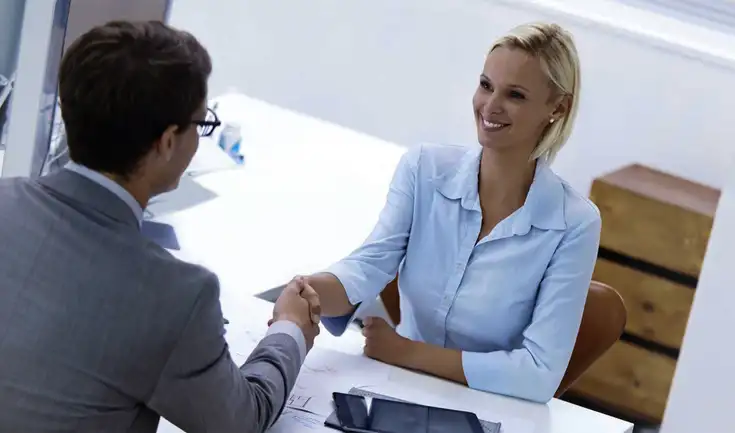 Buscar empleos federales en EE.UU. ofrece oportunidades en diversos sectores