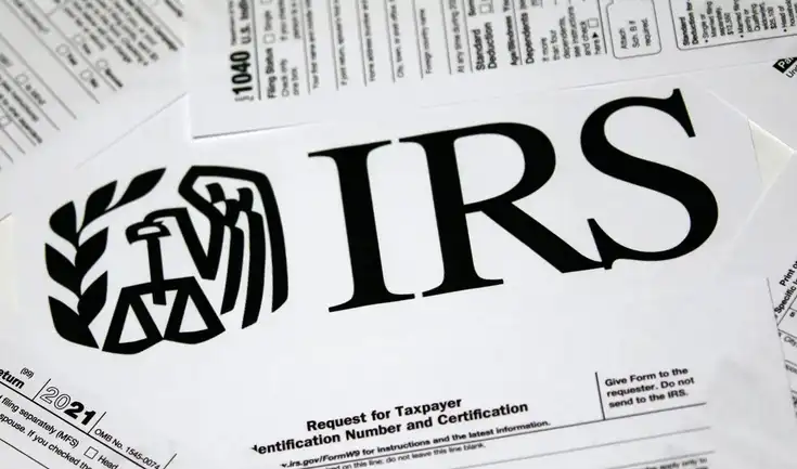 La declaración de impuestos federales en EE. UU. es una obligación anual para residentes y ciudadanos.