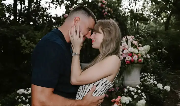 Taylor Swift y Travis Kelce anuncian su compromiso en Instagram. Taylor Swift y Travis Kelce anuncian su compromiso en Instagram.