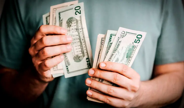 Aumento salarial en Florida de 1 dólar anual se realizará hasta 2026. Aumento salarial en Florida de 1 dólar anual se realizará hasta 2026.