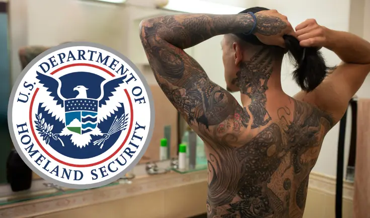 USCIS podría observar tu solicitud de Green Card si tienes tatuajes. USCIS podría observar tu solicitud de Green Card si tienes tatuajes.
