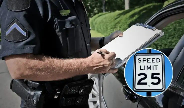 En EE. UU., las multas de tránsito son gestionadas por organismos estatales, como el DMV o tribunales locales. En EE. UU., las multas de tránsito son gestionadas por organismos estatales, como el DMV o tribunales locales.