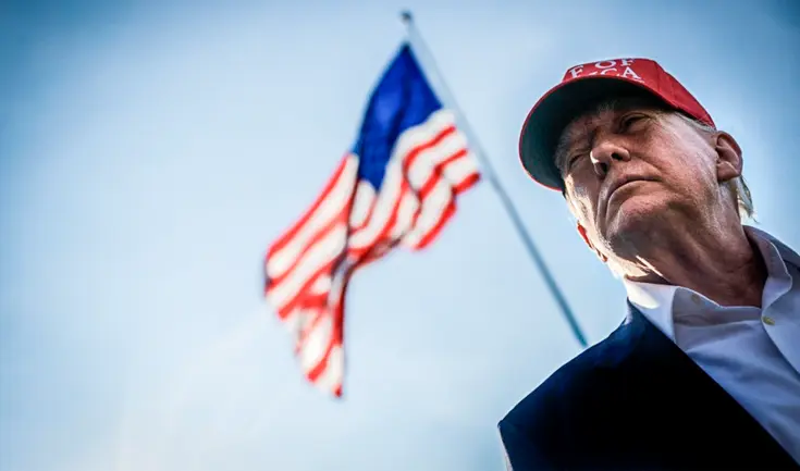 La Corte Suprema de EE.UU. falla a favor de Donald Trump, permitiendo reanudar las redadas en Los Ángeles.