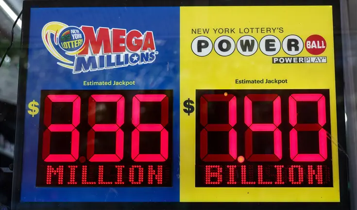 Los boletos pueden ser comprados por cualquier persona mayor de 18 años, incluidos migrantes indocumentados.