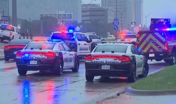 Kristi Noem confirmó el tiroteo en las instalaciones de ICE en Dallas.