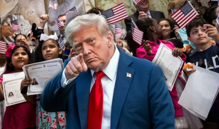 Donald Trump pretende eliminar la ciudadanía por nacimiento.