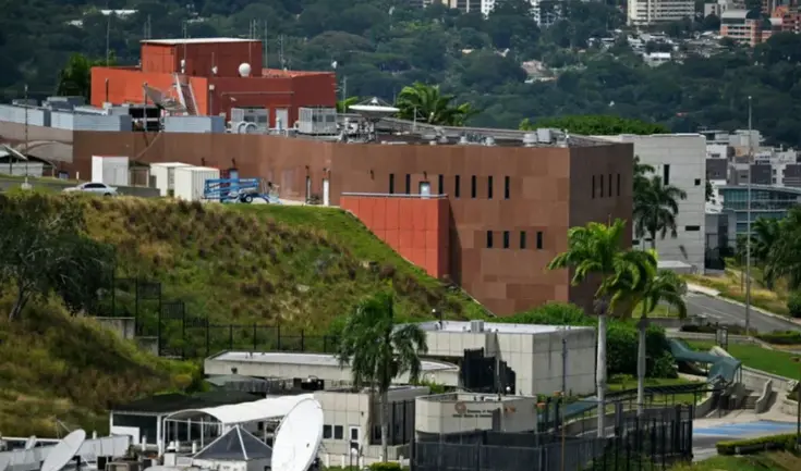 Caracas alertó a Washington sobre un plan de ataque con explosivos dirigido a su embajada. Caracas alertó a Washington sobre un plan de ataque con explosivos dirigido a su embajada.
