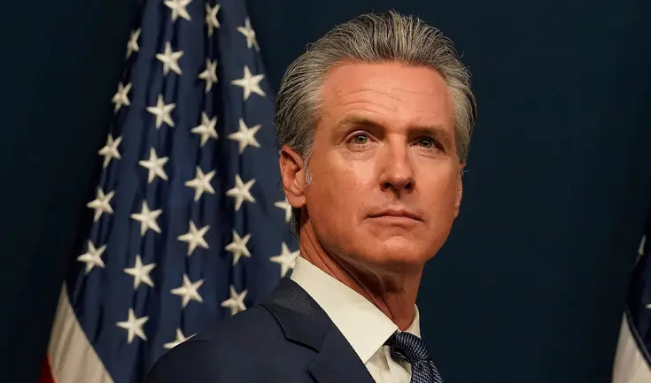 El gobernador de California, Gavin Newsom, firmó la ley AB 246 para proteger a inquilinos con dificultades económicas.