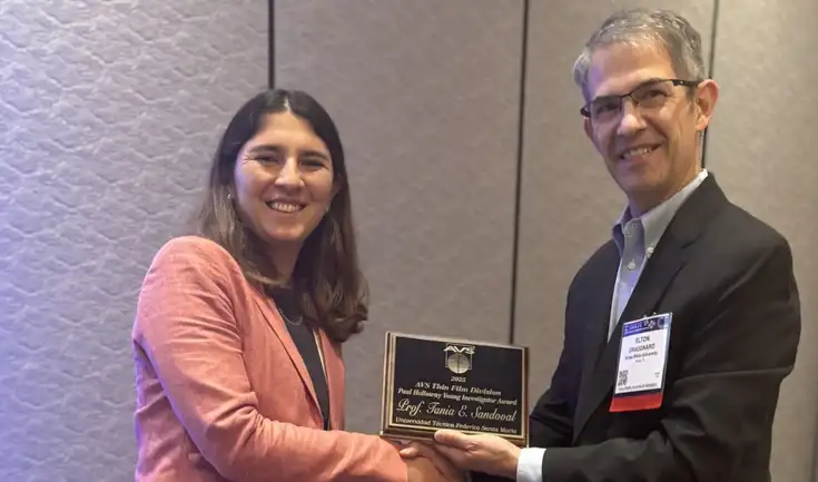Tania Sandoval fue reconocida por la American Vacuum Society. Tania Sandoval fue reconocida por la American Vacuum Society.