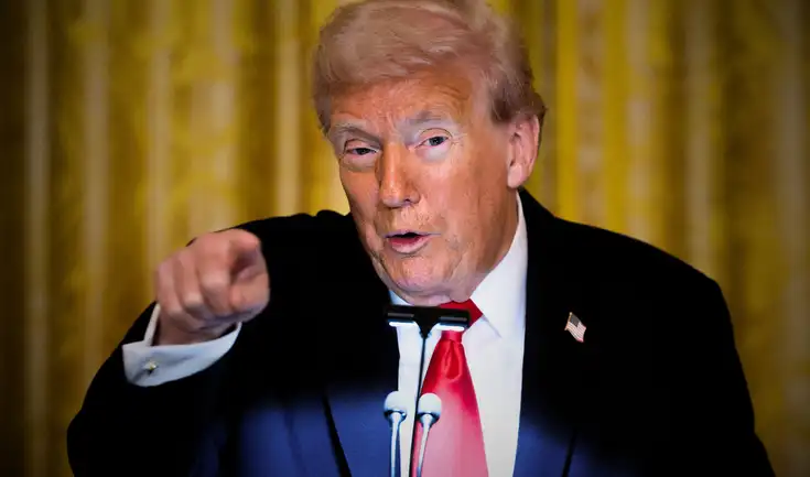 Trump habría usado el CECOT en El Salvador para deportar venezolanos y entregar líderes de la MS-13. Trump habría usado el CECOT en El Salvador para deportar venezolanos y entregar líderes de la MS-13.