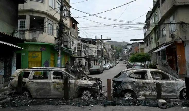 Más de 132 delincuentes fueron asesinados en Río de Janeiro tras realizar un megaoperativo policial. Más de 132 delincuentes fueron asesinados en Río de Janeiro tras realizar un megaoperativo policial.
