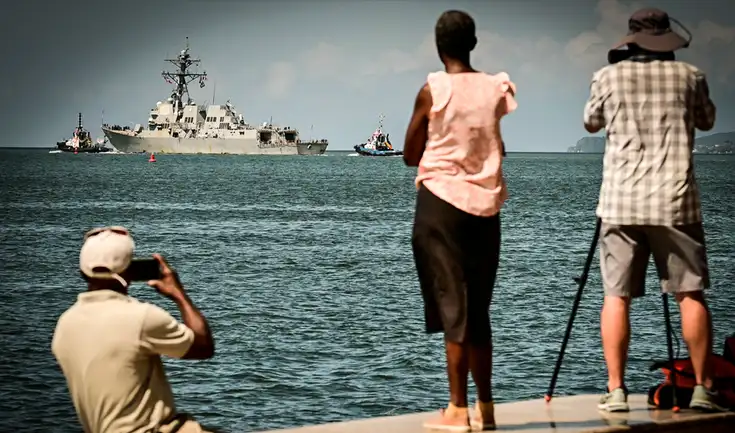 El USS Gravely, destructor estadounidense, zarpó de Trinidad y Tobago tras cuatro días de pruebas militares.
