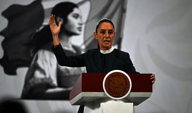 La presidenta de México, Claudia Sheinbaum, sufrió acoso sexual durante un recorrido por el Centro Histórico el 3 de noviembre. La presidenta de México, Claudia Sheinbaum, sufrió acoso sexual durante un recorrido por el Centro Histórico el 3 de noviembre.