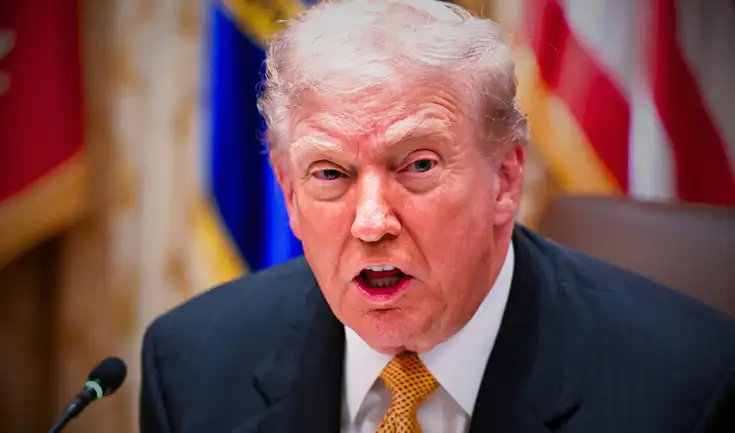 Trent Schneider fue arrestado por publicar amenazas de muerte contra Donald Trump. Trent Schneider fue arrestado por publicar amenazas de muerte contra Donald Trump.