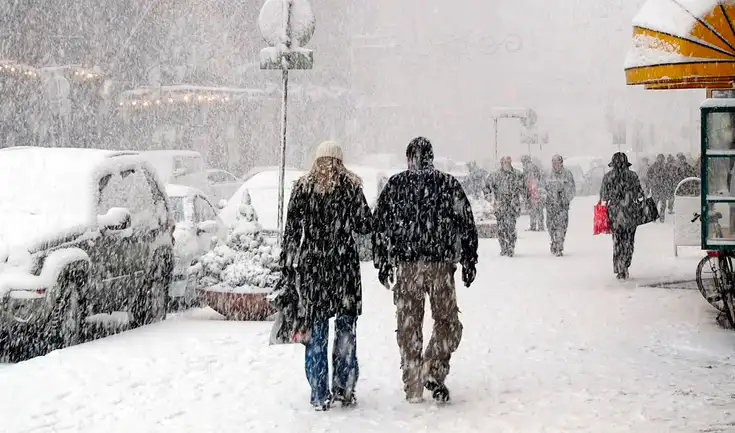 Se pronostica nieve en el norte de EE. UU., afectando regiones como el noreste y el Alto Medio Oeste, con posibles carreteras resbaladizas y visibilidad limitada. Se pronostica nieve en el norte de EE. UU., afectando regiones como el noreste y el Alto Medio Oeste, con posibles carreteras resbaladizas y visibilidad limitada.