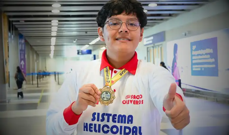 Peruano Fabio Suazo gana oro en olimpiada de química en México y apunta a Ingeniería Sanitaria. Peruano Fabio Suazo gana oro en olimpiada de química en México y apunta a Ingeniería Sanitaria.