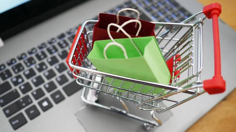 ¿Cómo ahorrar en EEUU? Así puedes obtener descuentos para comprar ropa, comida, tecnología y otros artículos