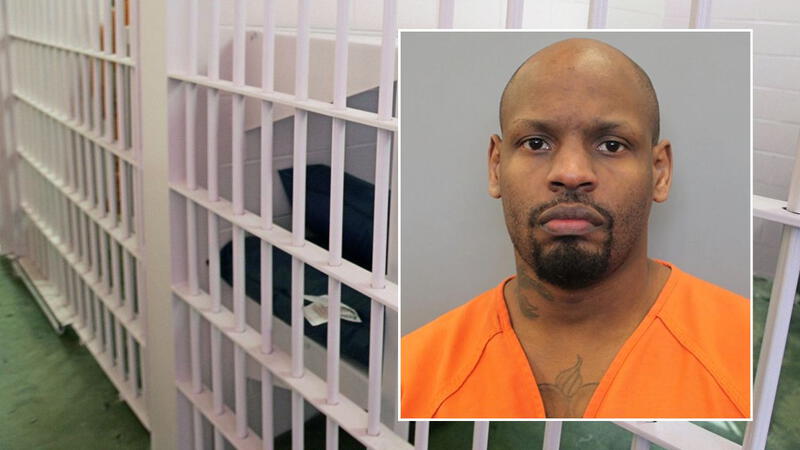 Liberan por error a Troy Dugas de cárcel en Texas: reo enfrenta condena de 5 años por delito grave en EEUU