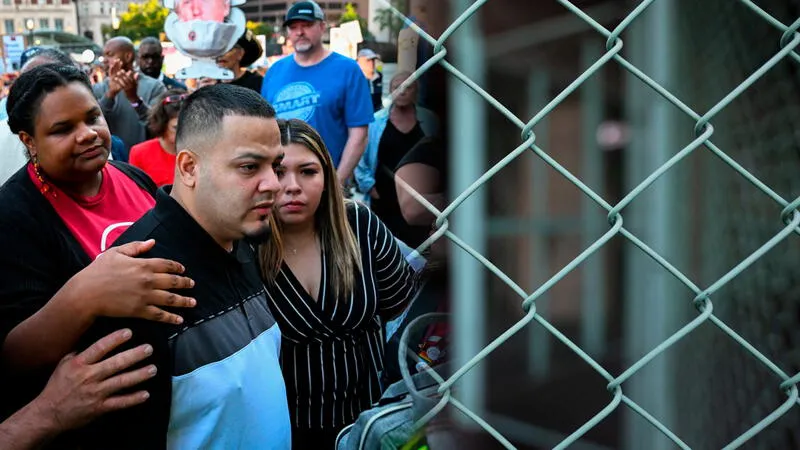 ¿Por qué Estados Unidos podría enviar a Kilmar Ábrego García y otros inmigrantes deportados a Uganda?