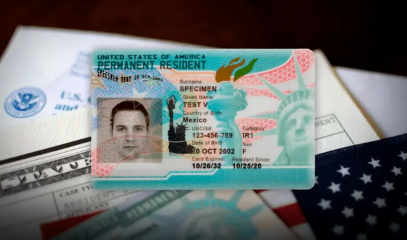 USCIS le pone trabas a inmigrantes que buscan trabajo en EEUU: frenan solicitudes de Green Cards EB-2