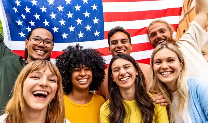 Estudiantes indocumentados podrán acceder a la ayuda financiera estatal en California.