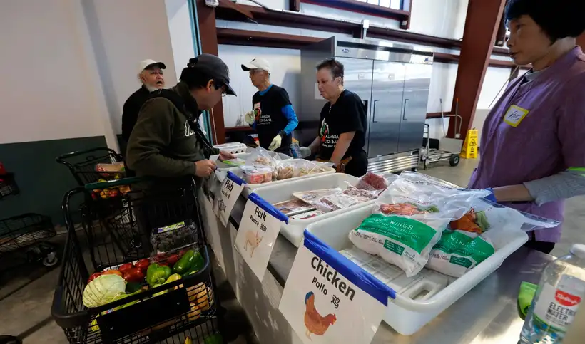 Dónde conseguir alimentos sin costo en Nueva York ante el corte de los beneficios del SNAP en noviembre 2025