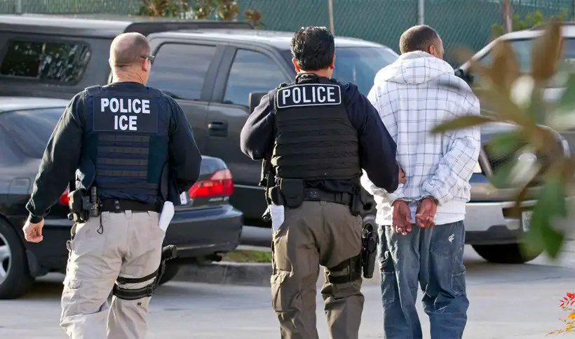 Guía esencial para inmigrantes en Florida ante una redada del ICE: derechos, documentos y recomendaciones legales
