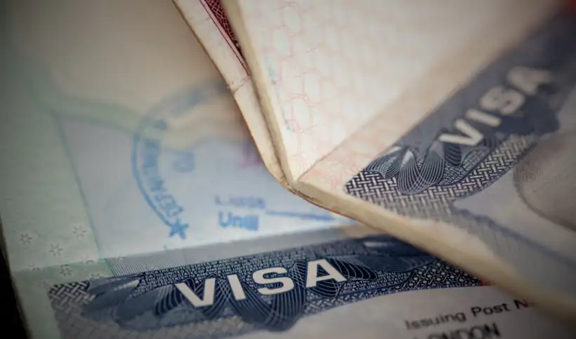 Proyecto de ley HIRE Act busca duplicar visas H-1B a 130.000.